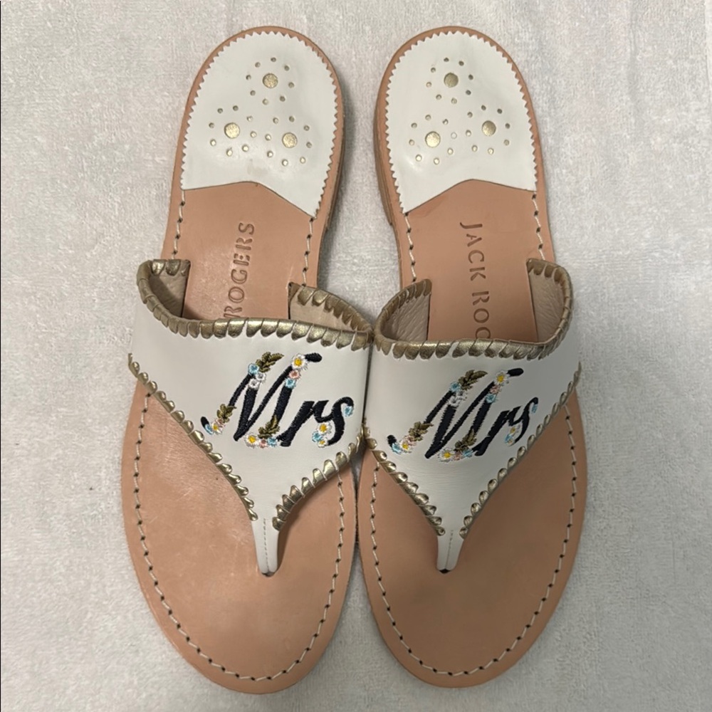 Jack Rogers Women's MRS. floral embroidered White Sandals - NWT size 11